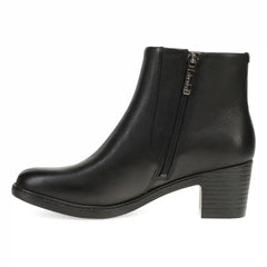Meryll Black