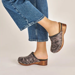 Andie Grey Snake