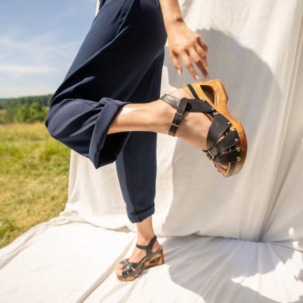 Alanna Black Calf Wood